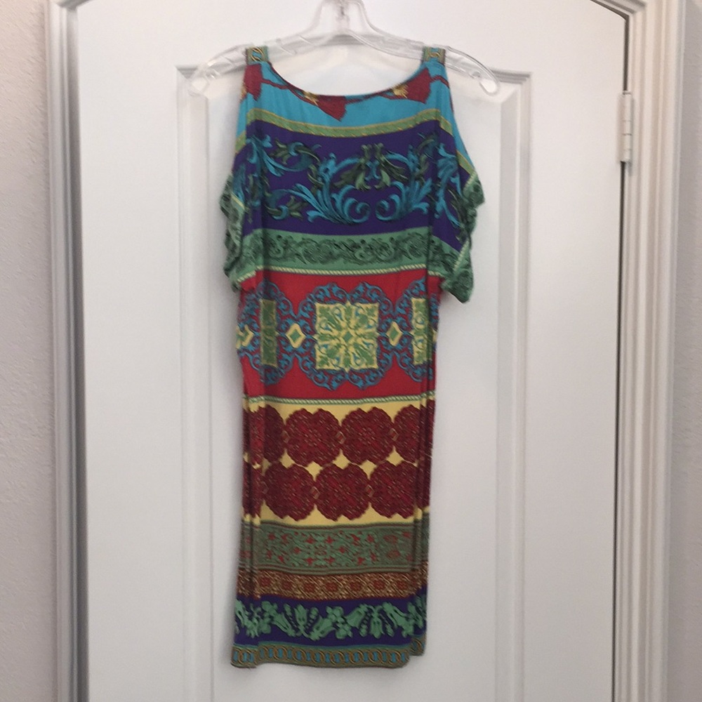 Dress - Picture 3 of 3